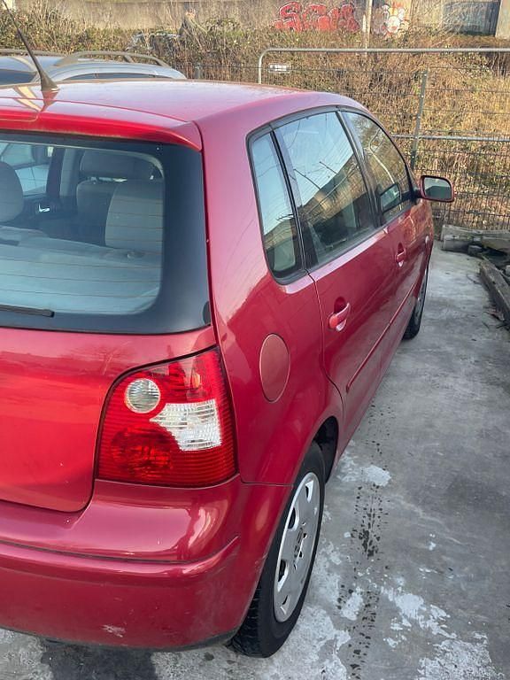 Gebraucht VW Polo Basis 54 PS (39 kW) 2003 Rot Limousine