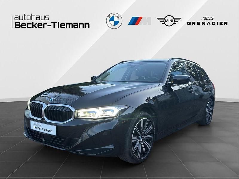 Gebraucht BMW 330 286 PS (210 kW) 2023 Saphirschwarz Kombi