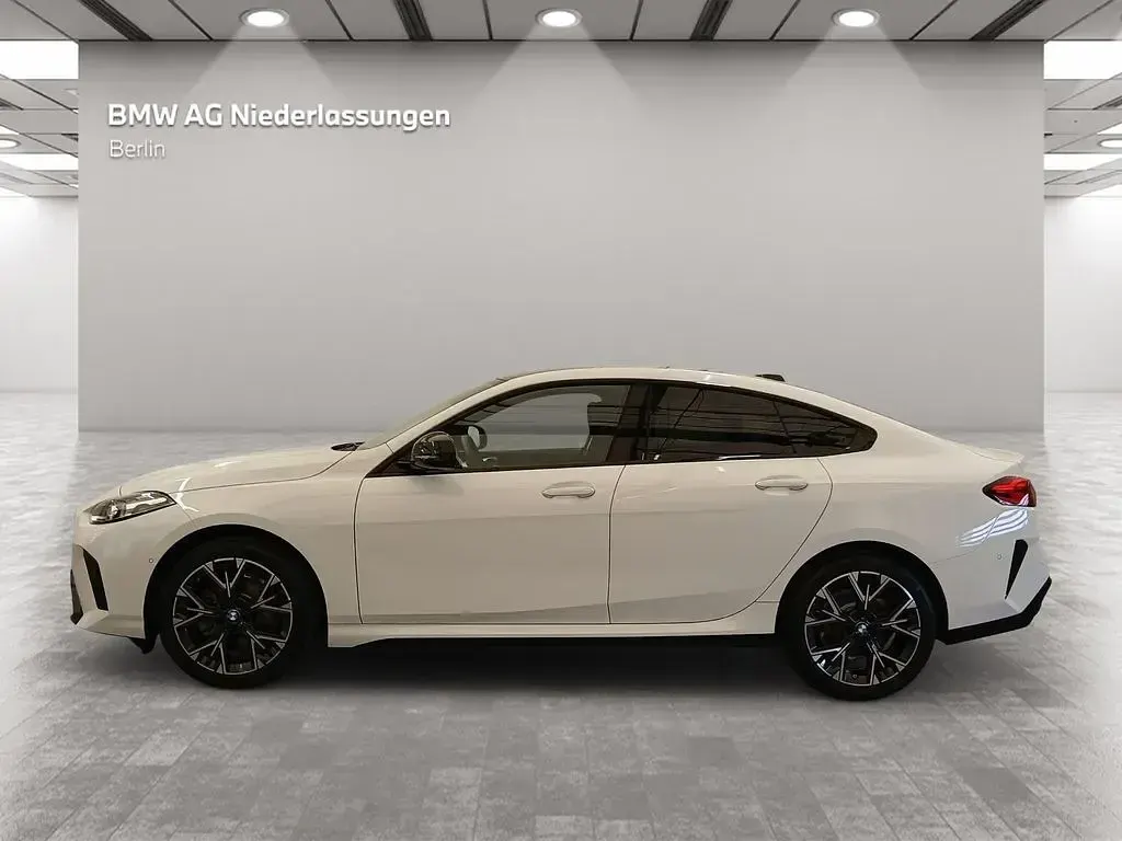 Gebraucht BMW 220 Gran Coupé M Sport 156 PS (114 kW) 2025 Weiß Coupé