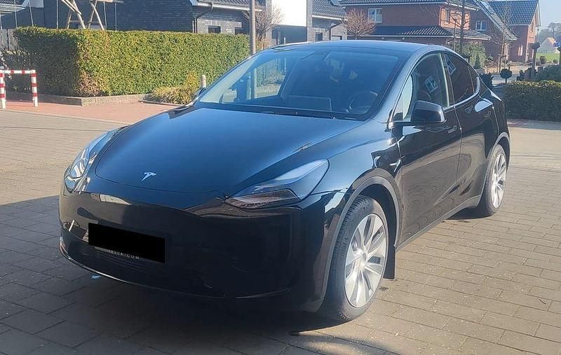 Gebraucht Tesla Model Y RWD 255 kW (347 PS) 2023 Schwarz SUV