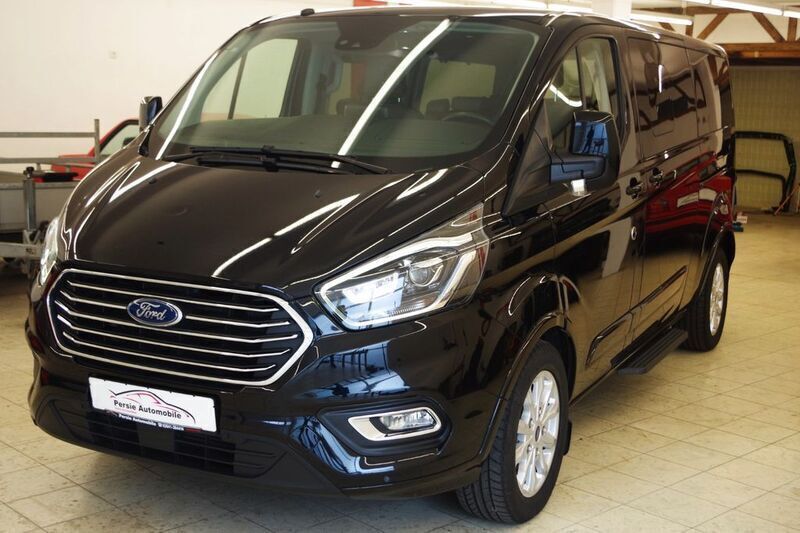 Iridiumschwarz metallic Gebraucht 2019 Ford Tourneo Custom Titanium Van / Kleinbus | 29.999 € (Superpreis) - Bild 1/4