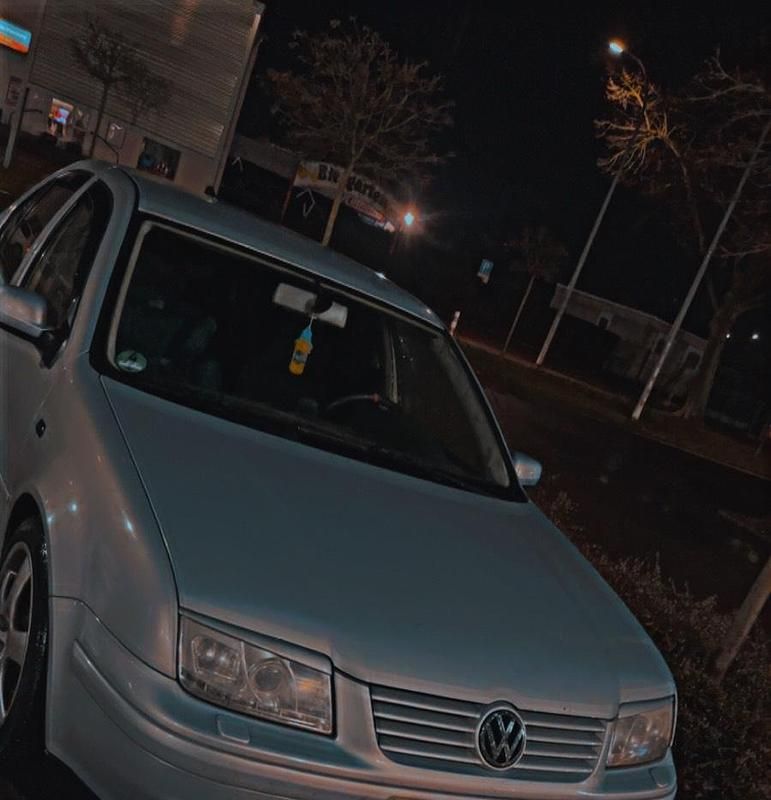 Gebraucht VW Bora 105 PS (77 kW) 1999 Silber Limousine