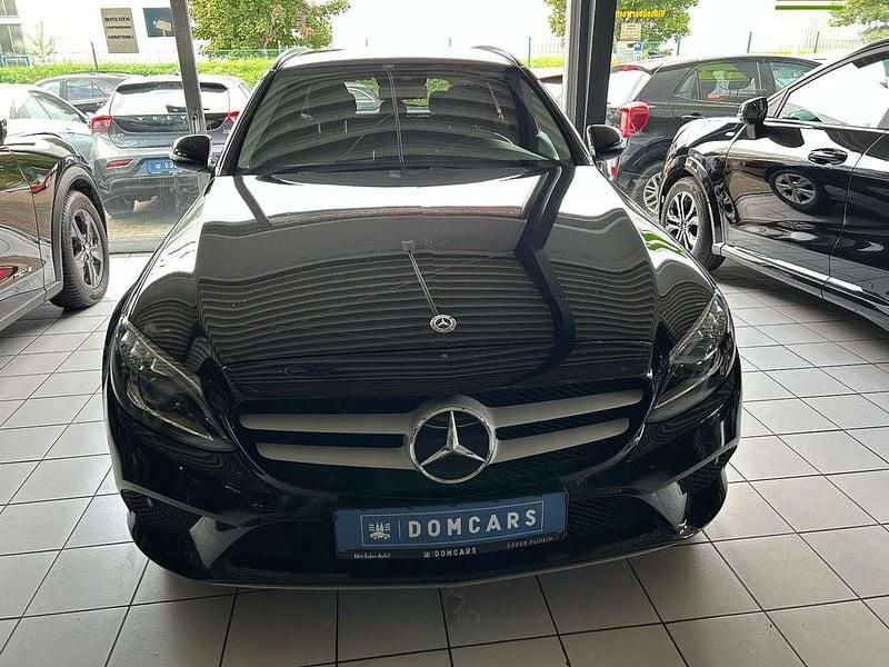 Gebraucht Mercedes C200 184 PS (135 kW) 2018 Schwarz Kombi
