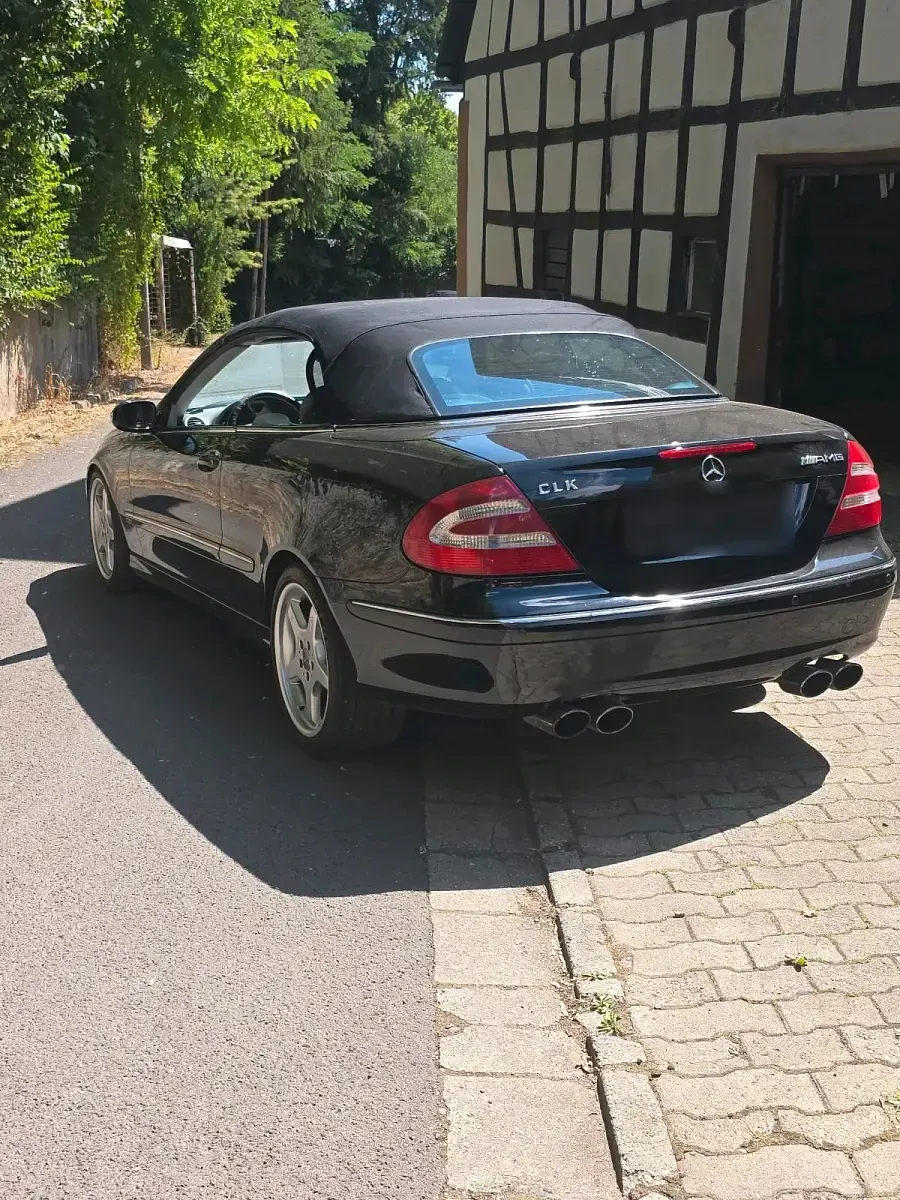 Gebraucht Mercedes CLK200 163 PS (119 kW) 2003 Schwarz Cabrio