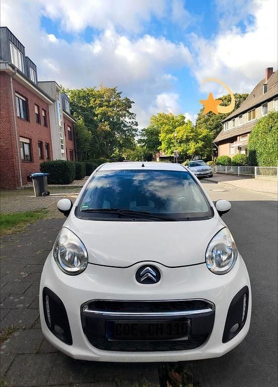 Weiß Gebraucht 2013 Citroën C1 SELECTION Kleinwagen | 3.950 € (Fairer Preis) - Bild 1/4