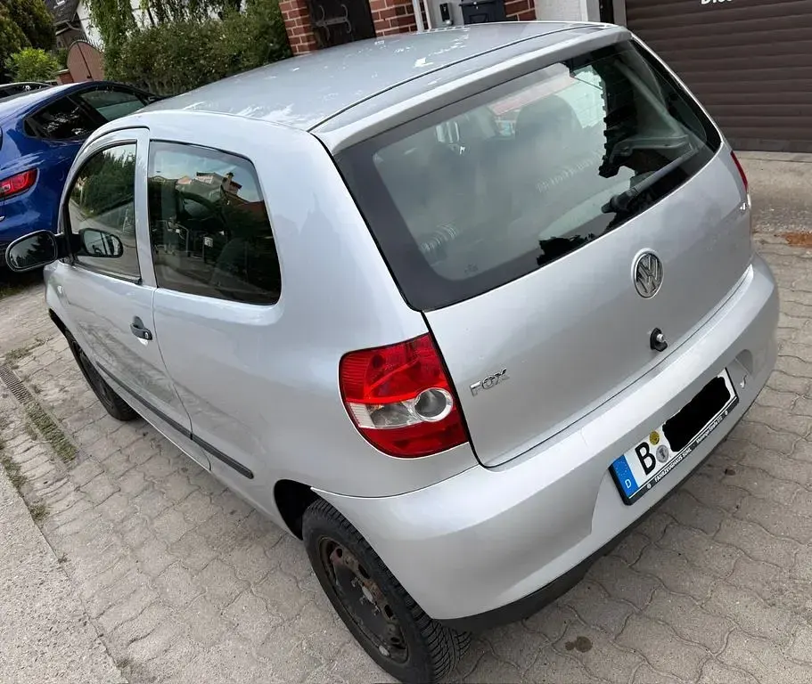 Gebraucht VW Fox 75 PS (55 kW) 2005 Silber Kleinwagen