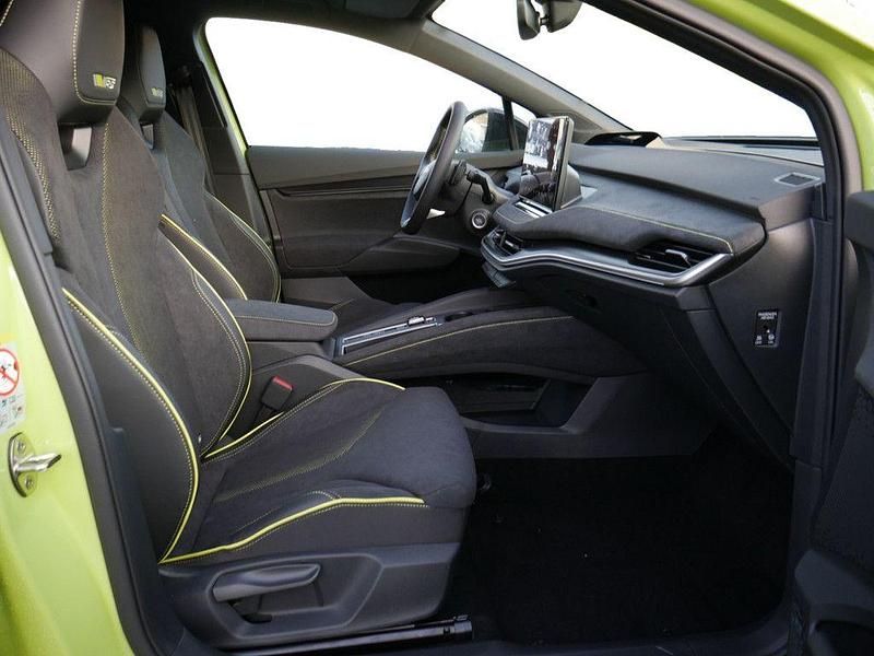 Neu Skoda Elroq Lounge 250 kW (340 PS) 2025 Mamba grün SUV