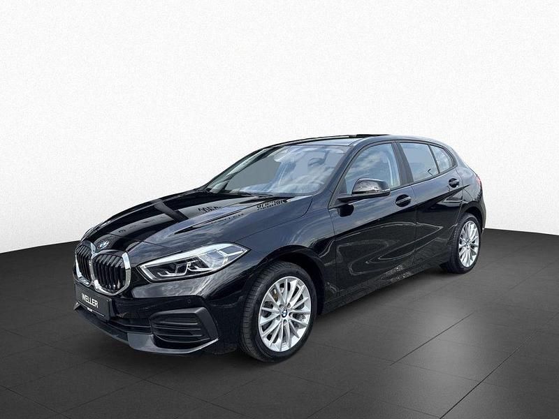 Gebraucht BMW 118 Advantage 136 PS (100 kW) 2023 Schwarz (schwarz) Kleinwagen
