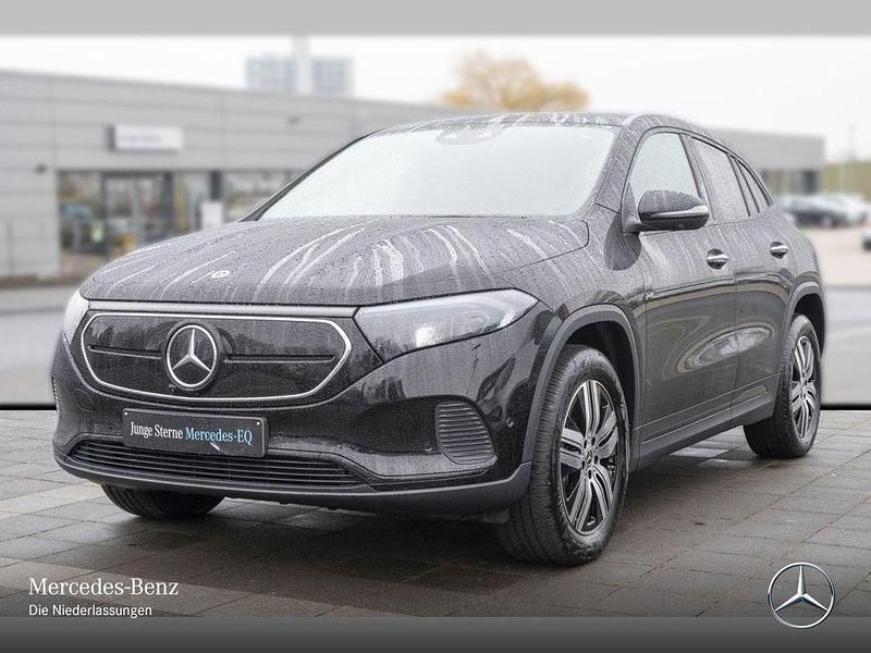 Gebraucht Mercedes EQA250+ Progressive 139 kW (190 PS) 2023 Schwarz SUV
