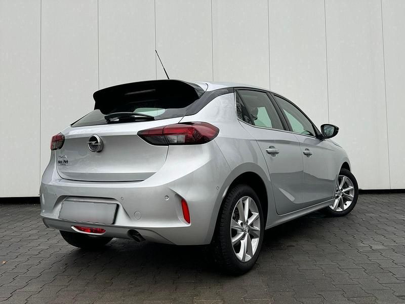 Farbe: silber metallic Gebraucht 2023 Opel Corsa Elegance | 18.990 € (Fairer Preis) - Bild 1/1