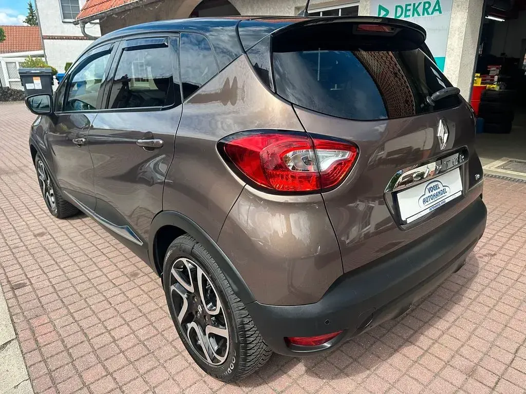Gebraucht Renault Captur Luxe 120 PS (88 kW) 2015 Schwarz SUV
