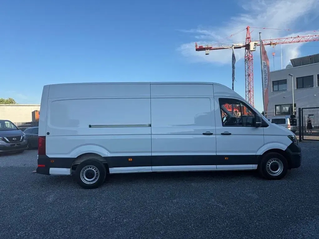 Gebraucht VW Crafter 177 PS (130 kW) 2021 Candyweiss Van
