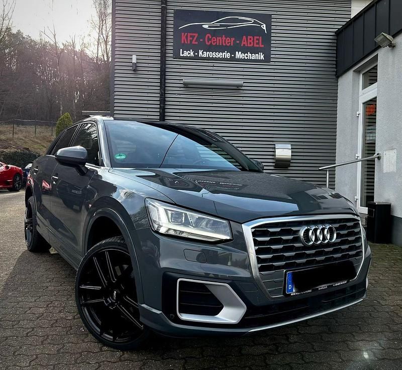 Gebraucht Audi Q2 Sport 150 PS (110 kW) 2017 Grau SUV
