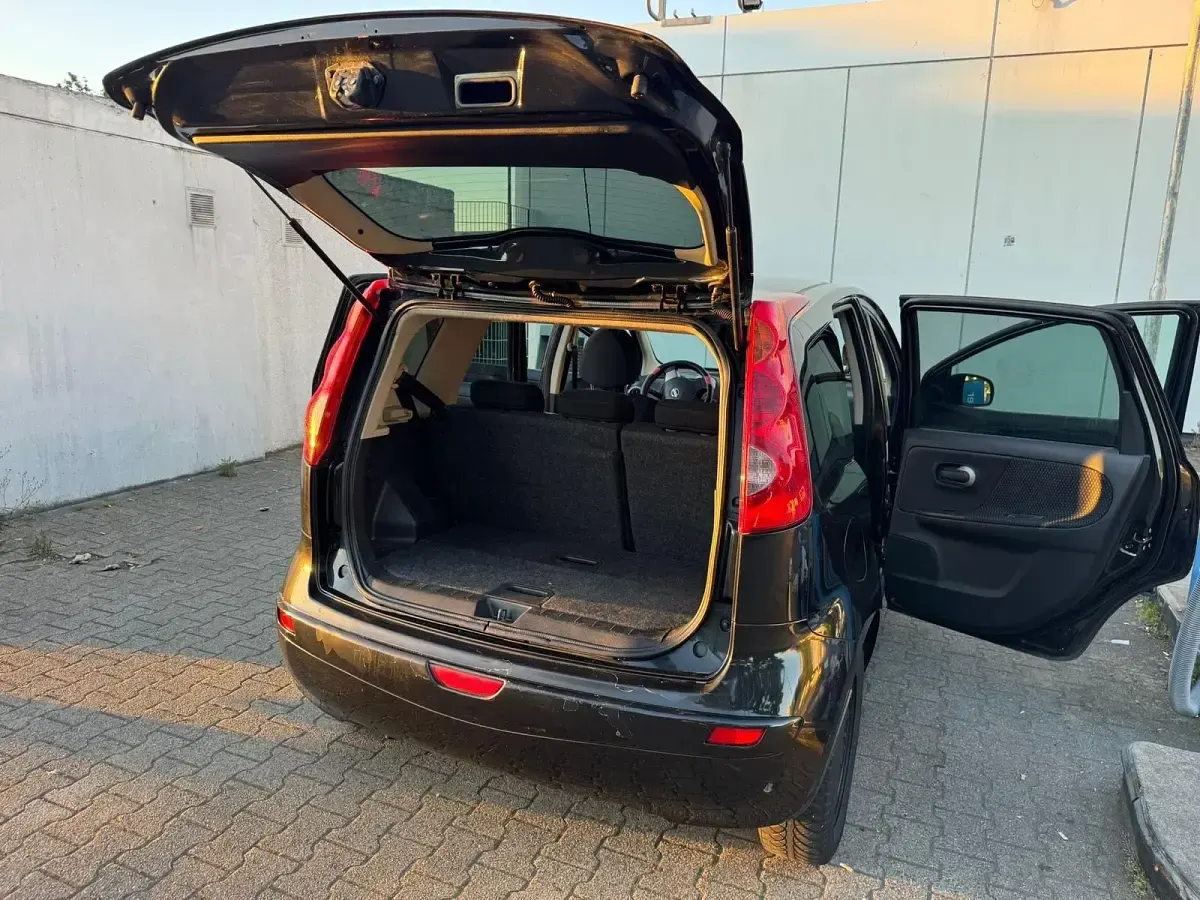 Gebraucht Nissan Note 86 PS (63 kW) 2008 Schwarz Kleinwagen