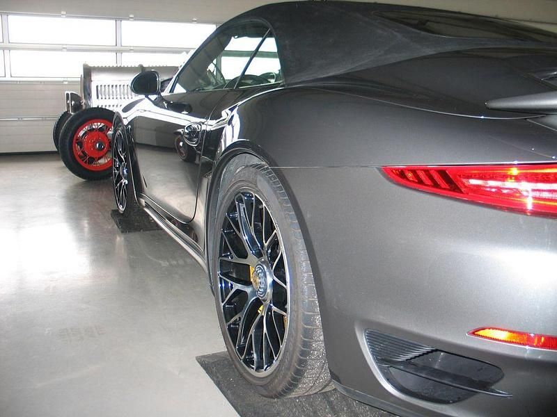 Gebraucht Porsche 991 560 PS (411 kW) 2014 Grau Cabrio