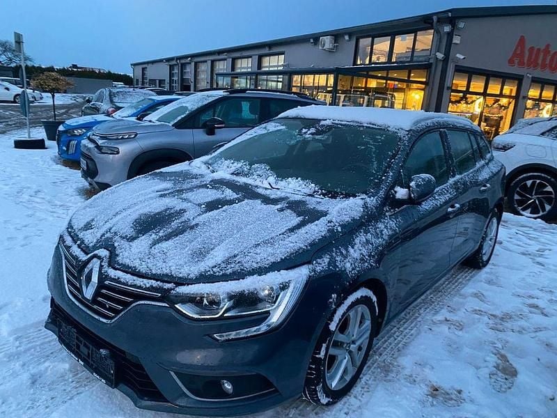Grau Gebraucht 2020 Renault Mégane IV Business Limousine | 15.400 € (Fairer Preis) - Bild 1/4