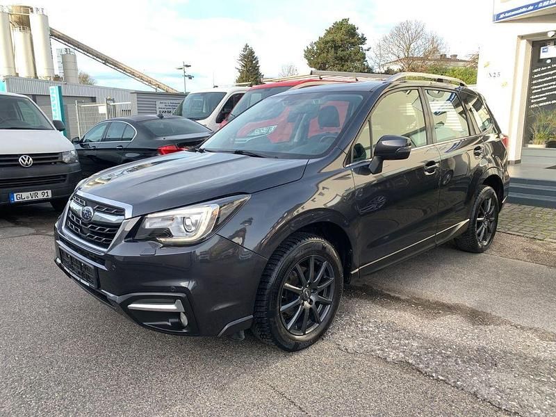 Gebraucht Subaru Forester Exclusive+ 150 PS (110 kW) 2019 Grau SUV