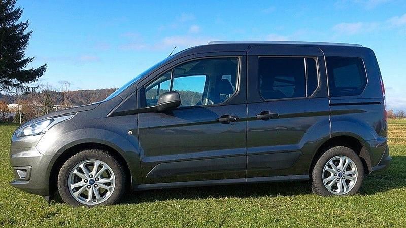 Grau Gebraucht 2020 Ford Tourneo Trend Van / Kleinbus | 20.989 € (Teuer) - Bild 1/4