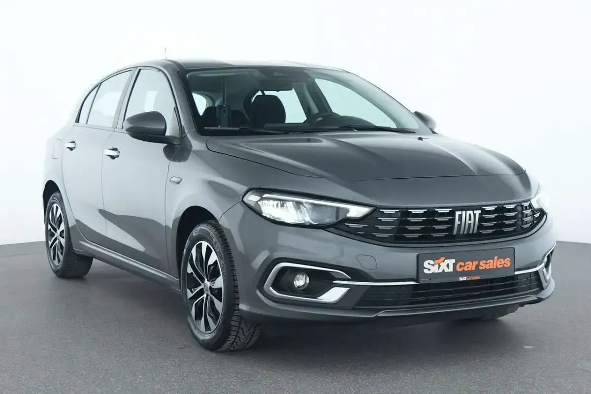 Gebraucht Fiat Tipo City Life 101 PS (74 kW) 2023 Grau Kleinwagen