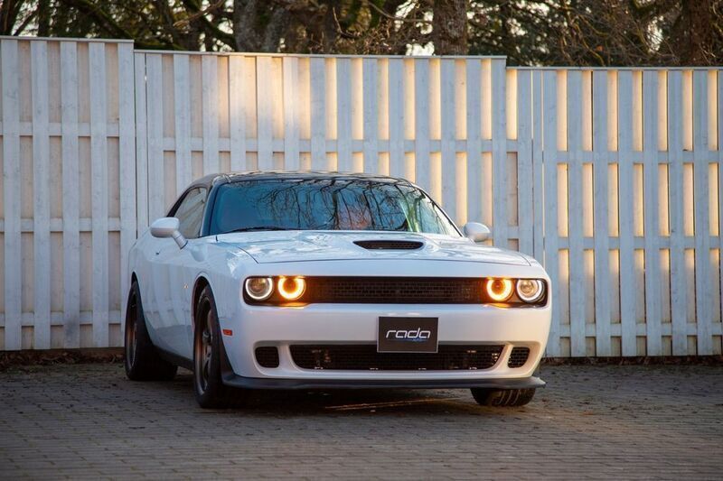 Weiß Gebraucht 2015 Dodge Challenger SXT Coupé | 26.500 € (Teuer) - Bild 1/4
