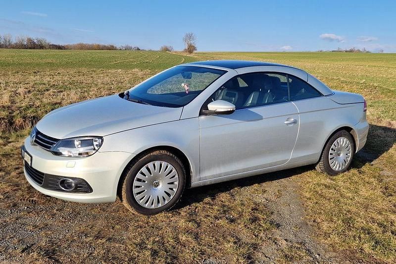Gebraucht VW Eos 122 PS (89 kW) 2011 Silber Cabrio