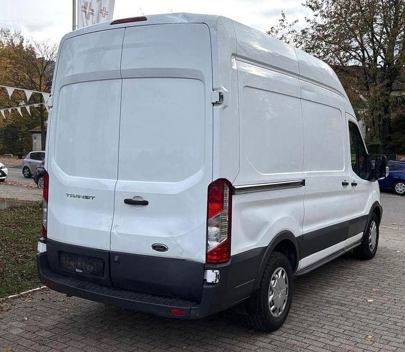 Gebraucht Ford Transit Trend 131 PS (96 kW) 2019 Weiß Limousine
