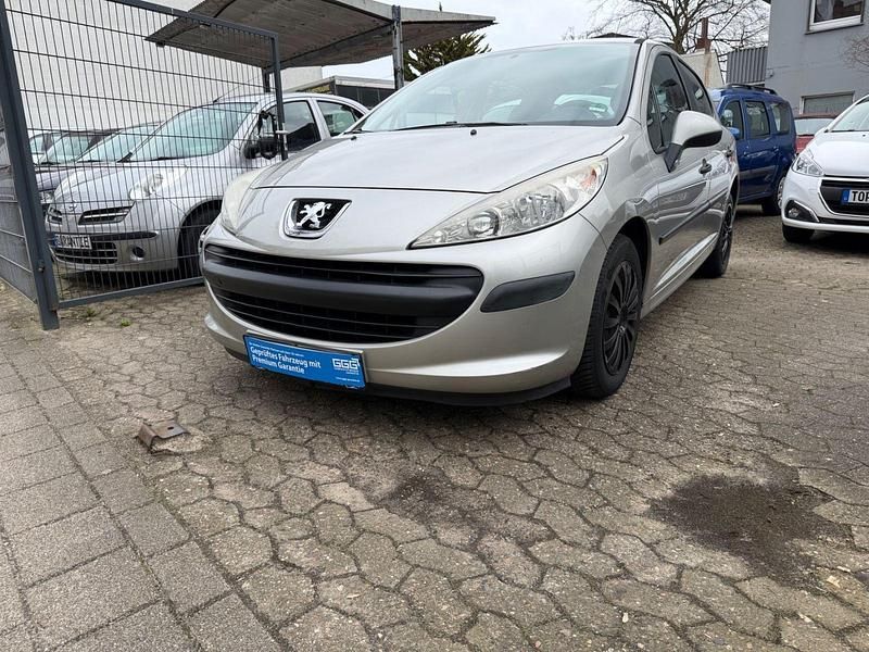 Gebraucht Peugeot 207 Tendance 80 PS (58 kW) 2008 Grau Limousine