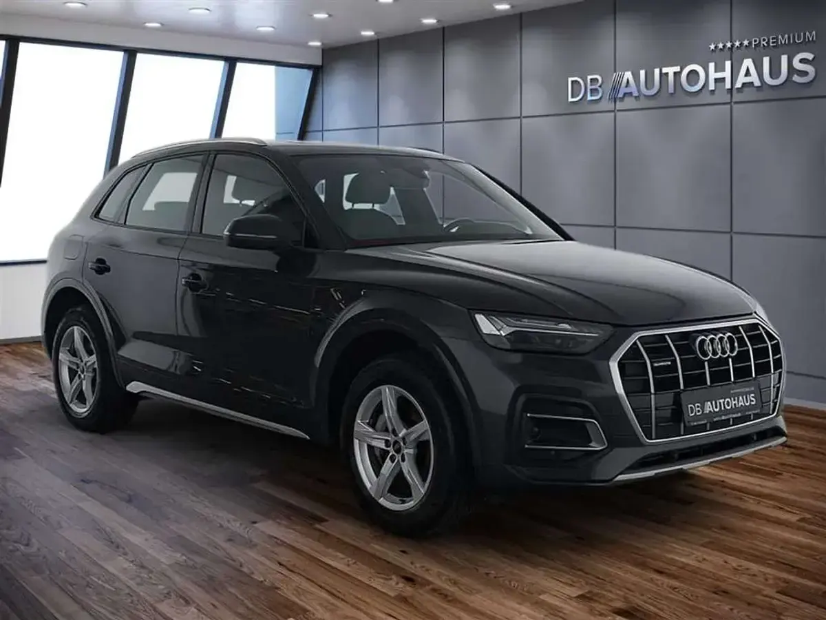 Używany Audi Q5 Advanced Plus 299 KM (219 kW) 2023 Szary SUV