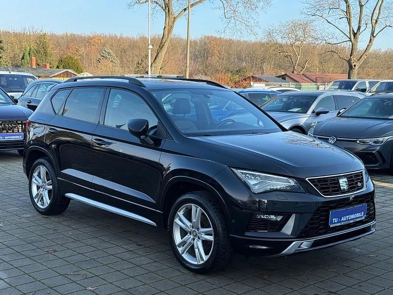 Schwarz Gebraucht 2019 Seat Ateca 4Drive SUV | 22.990 € (Fairer Preis) - Bild 1/4