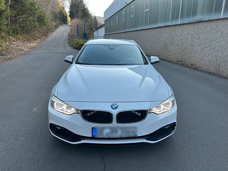 Weiß Gebraucht 2015 BMW 420 Coupé | 13.800 € (Guter Preis) - Bild 1/4