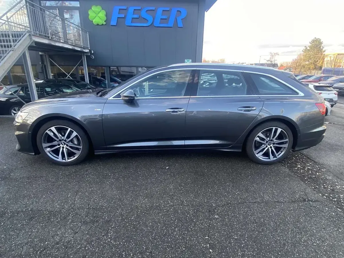 Gebraucht Audi A6 S-Line 245 PS (180 kW) 2022 Daytonagrau perleffekt Kombi
