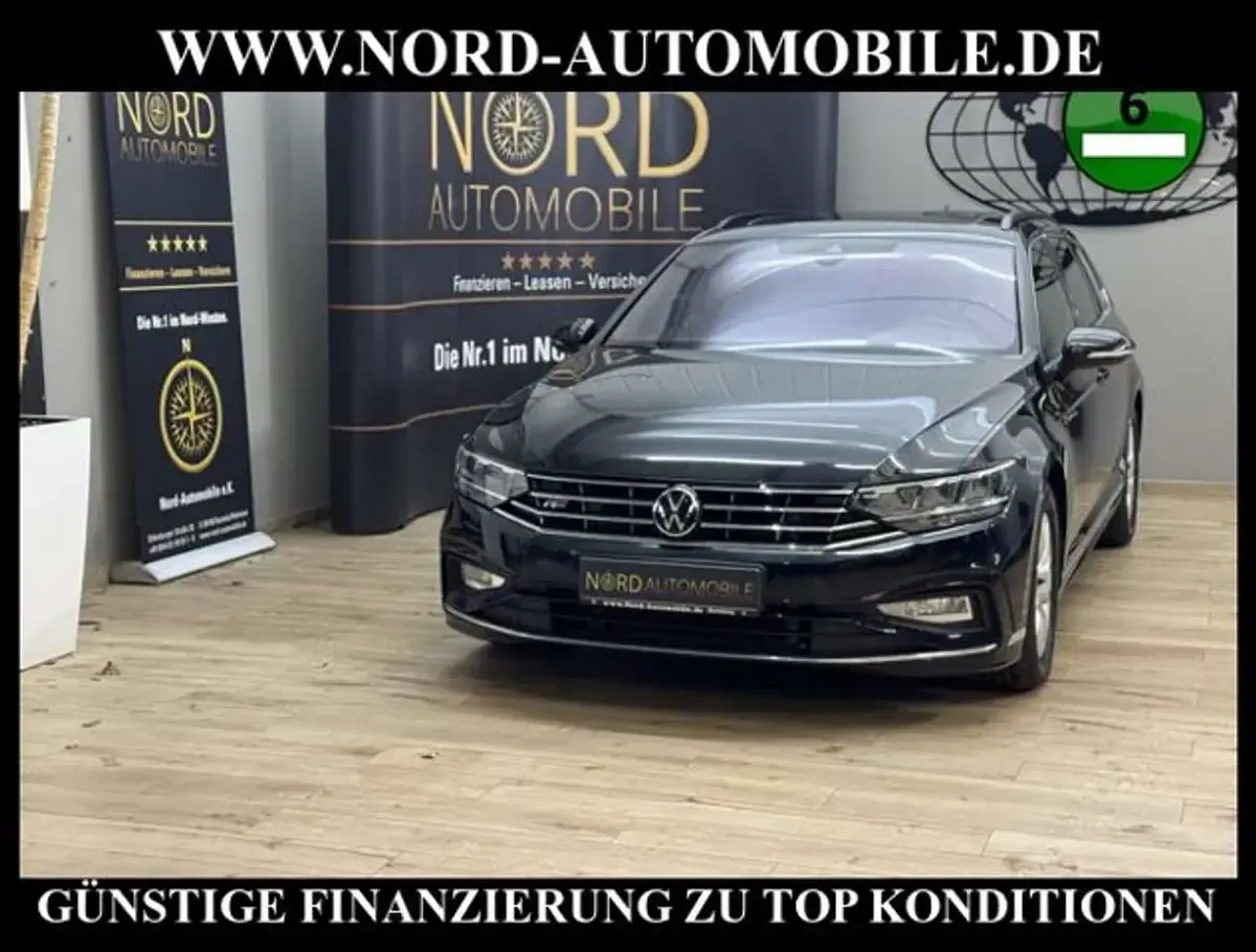 Gebraucht VW Passat R-line 150 PS (110 kW) 2022 Deep black perleffek (metallic) Kombi