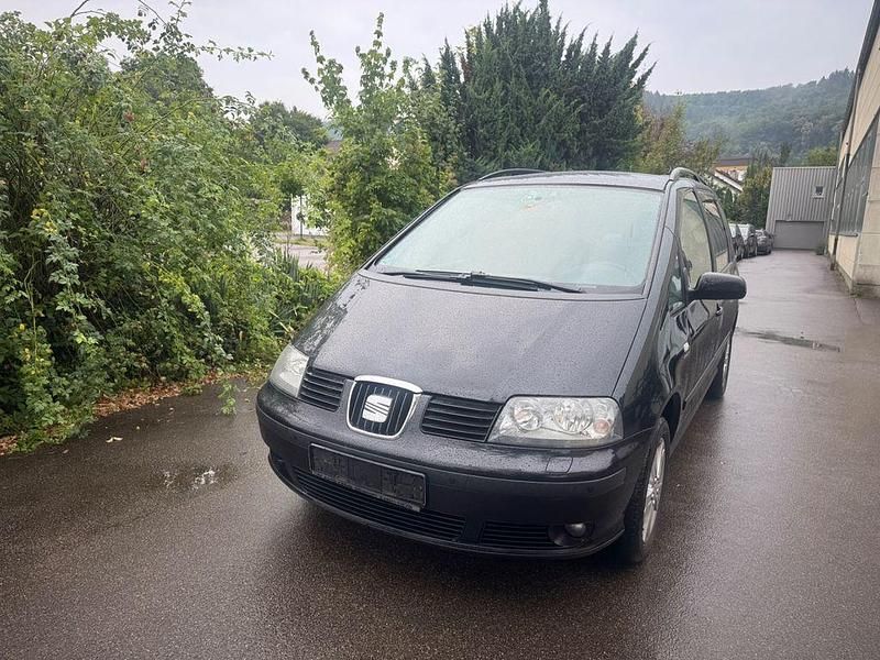 Schwarz Gebraucht 2008 Seat Alhambra Vigo Van / Kleinbus | 3.590 € (Fairer Preis) - Bild 1/4