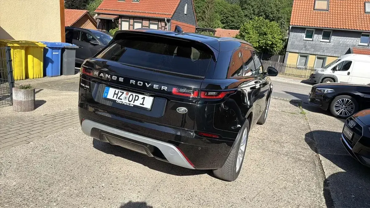 Gebraucht Land Rover Range Rover Velar Basis 179 PS (131 kW) 2020 Schwarz SUV