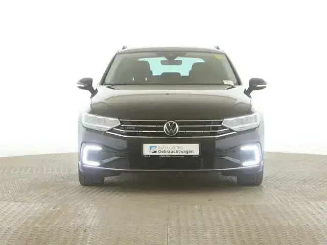 Używany VW Passat GTE 218 KM (160 kW) 2021 Czarny Kombi