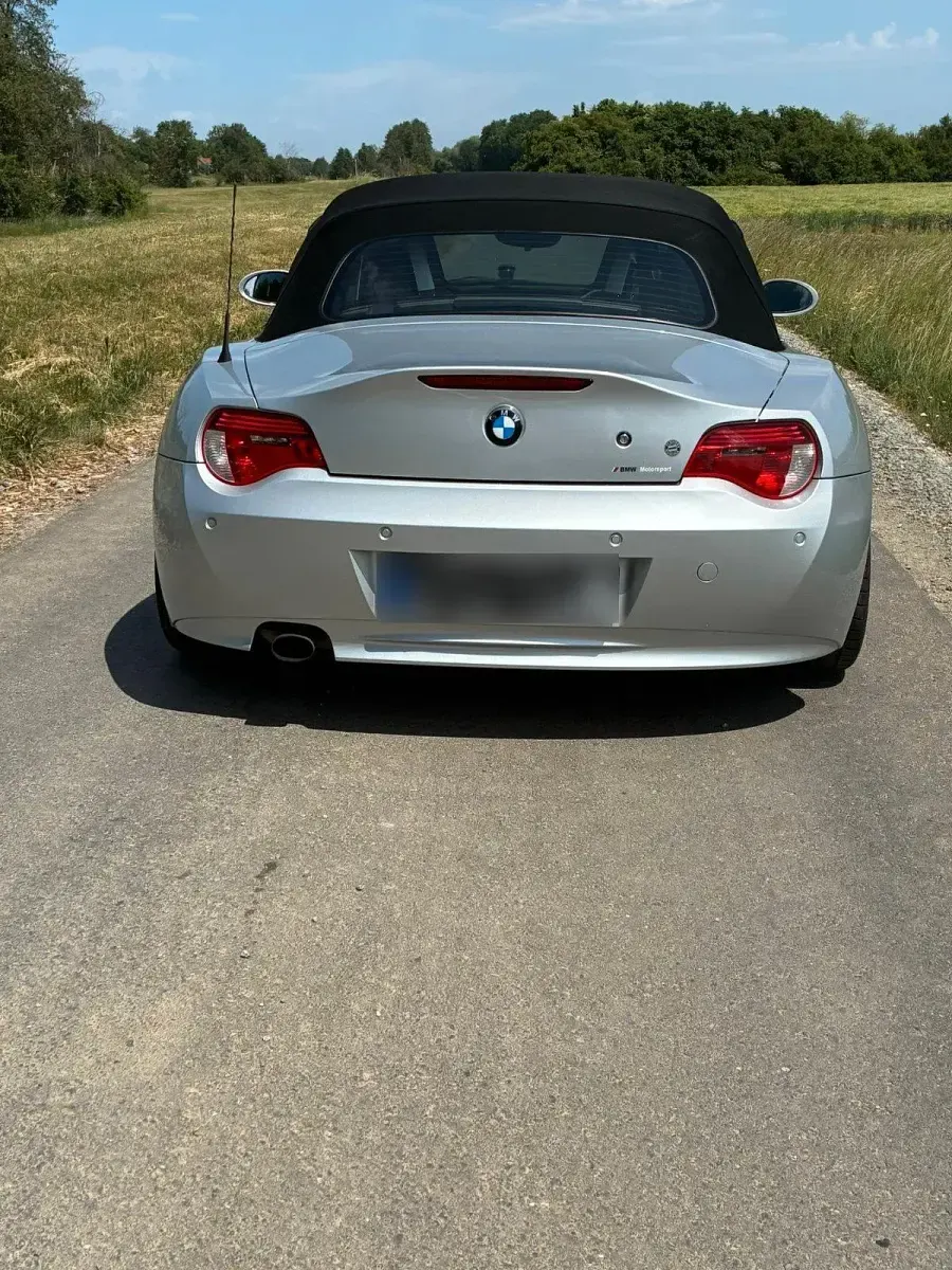 Gebraucht BMW Z4 150 PS (110 kW) 2007 Silber Cabrio