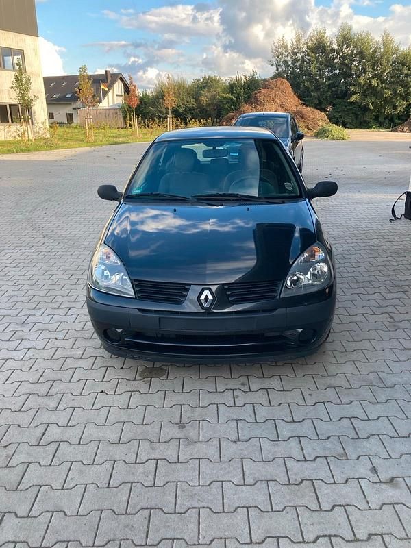 Gebraucht Renault Clio II 54 PS (39 kW) 2005 Schwarz Kleinwagen