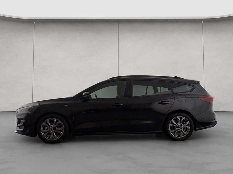 Gebraucht Ford Focus ST-Line 155 PS (114 kW) 2024 Agate black metallic Kombi