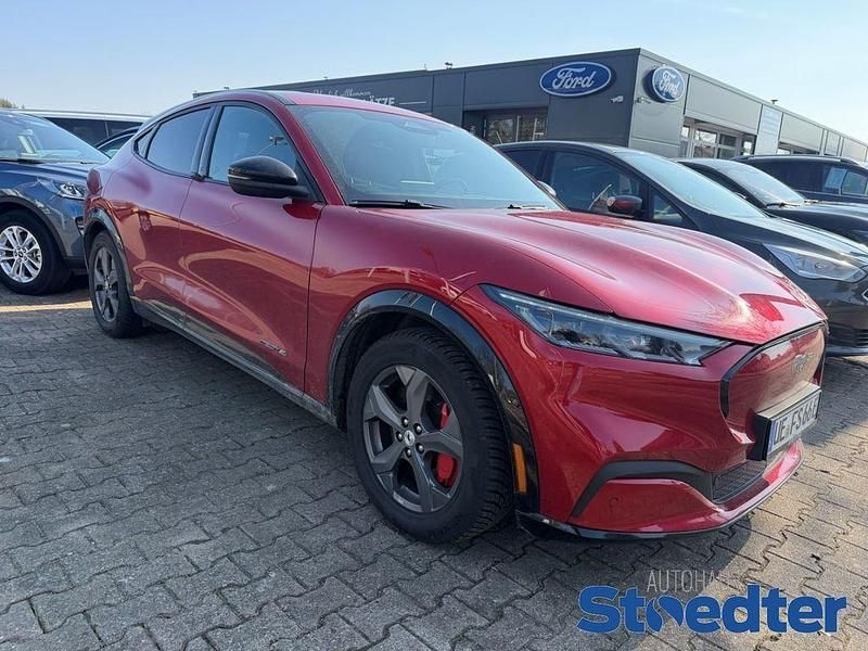 Gebraucht Ford Mustang Mach-E 124 kW (169 PS) 2022 Rot SUV