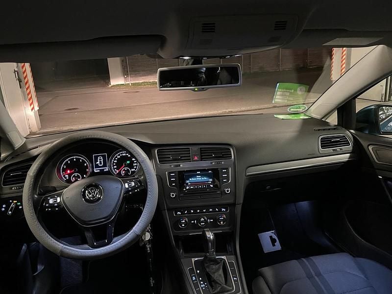 Gebraucht VW Golf VII 125 PS (91 kW) 2013 Blau Limousine