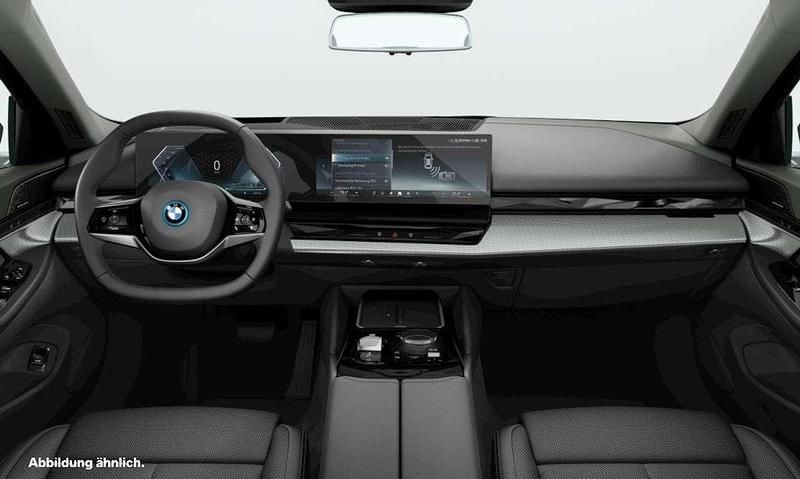 Gebraucht BMW i5 250 kW (340 PS) 2024 Saphirschwarz Limousine