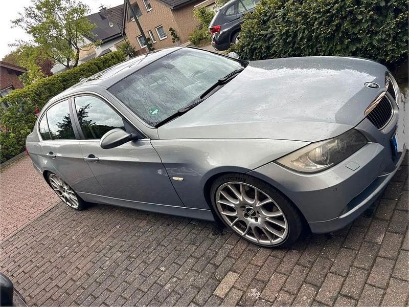 Gebraucht BMW 330 Performance 258 PS (189 kW) 2005 Limousine