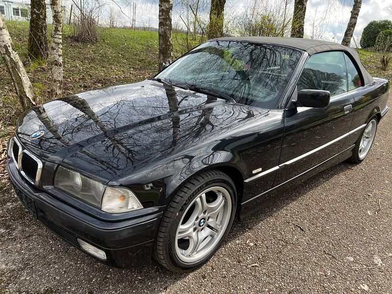 Gebraucht BMW 328 193 PS (141 kW) 1999 Schwarz Cabrio