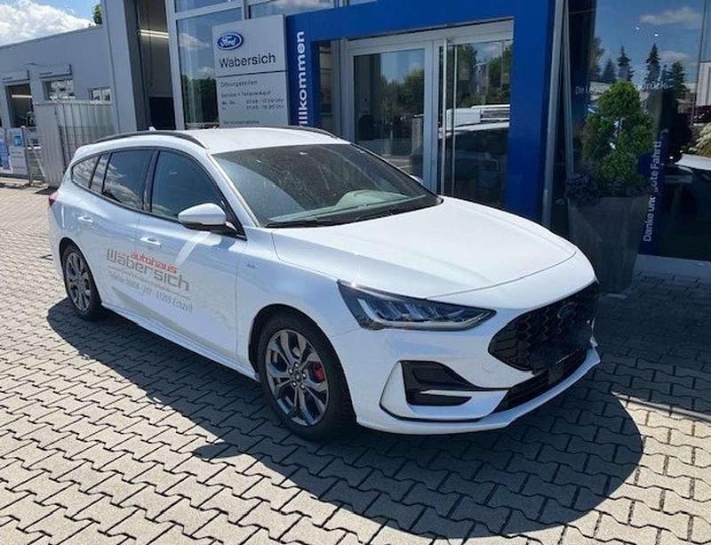 Gebraucht Ford Focus ST-Line 125 PS (91 kW) 2025 Frozen white Kombi
