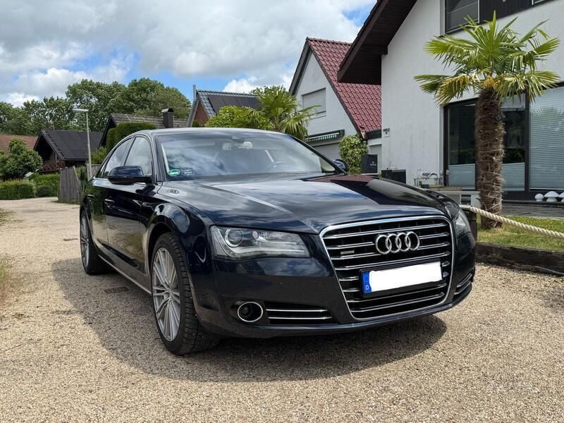 Blau Gebraucht 2011 Audi A8 Limousine | 16.500 € (Fairer Preis) - Bild 1/4