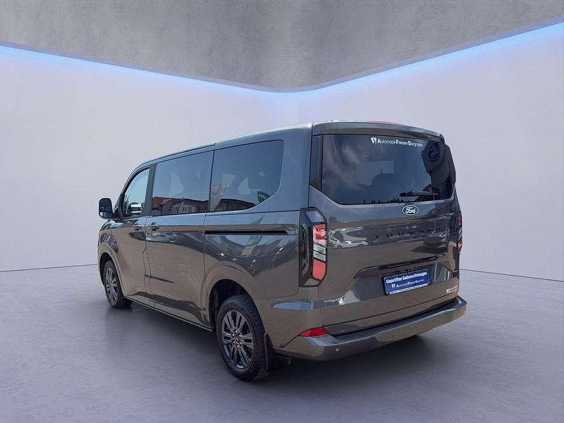 Gebraucht Ford Tourneo Titanium 136 PS (100 kW) 2024 Grau Van / Kleinbus