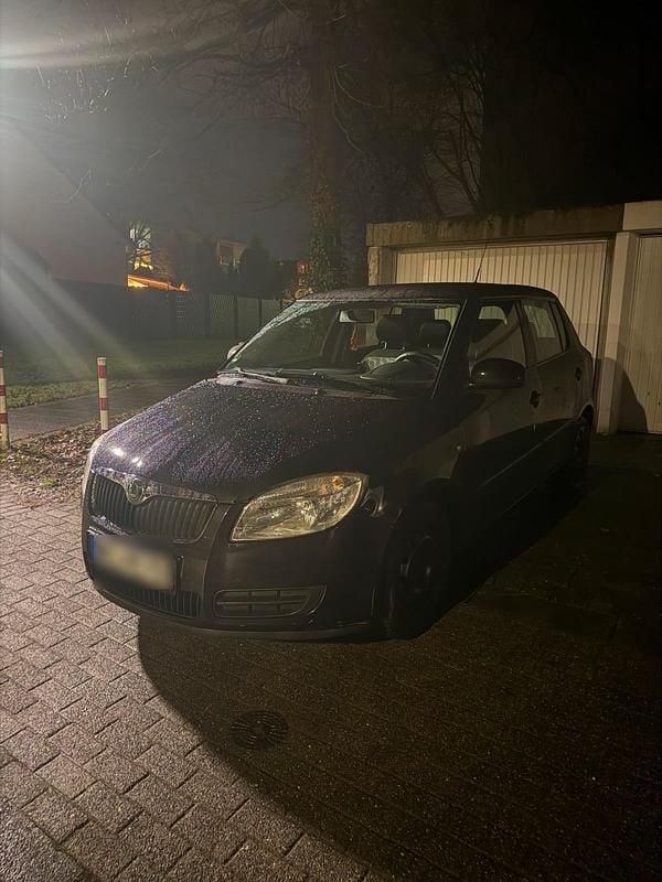 Gebraucht Skoda Fabia 70 PS (51 kW) 2008 Schwarz Limousine