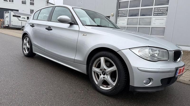 Gebraucht BMW 118 129 PS (94 kW) 2005 Silber Kleinwagen