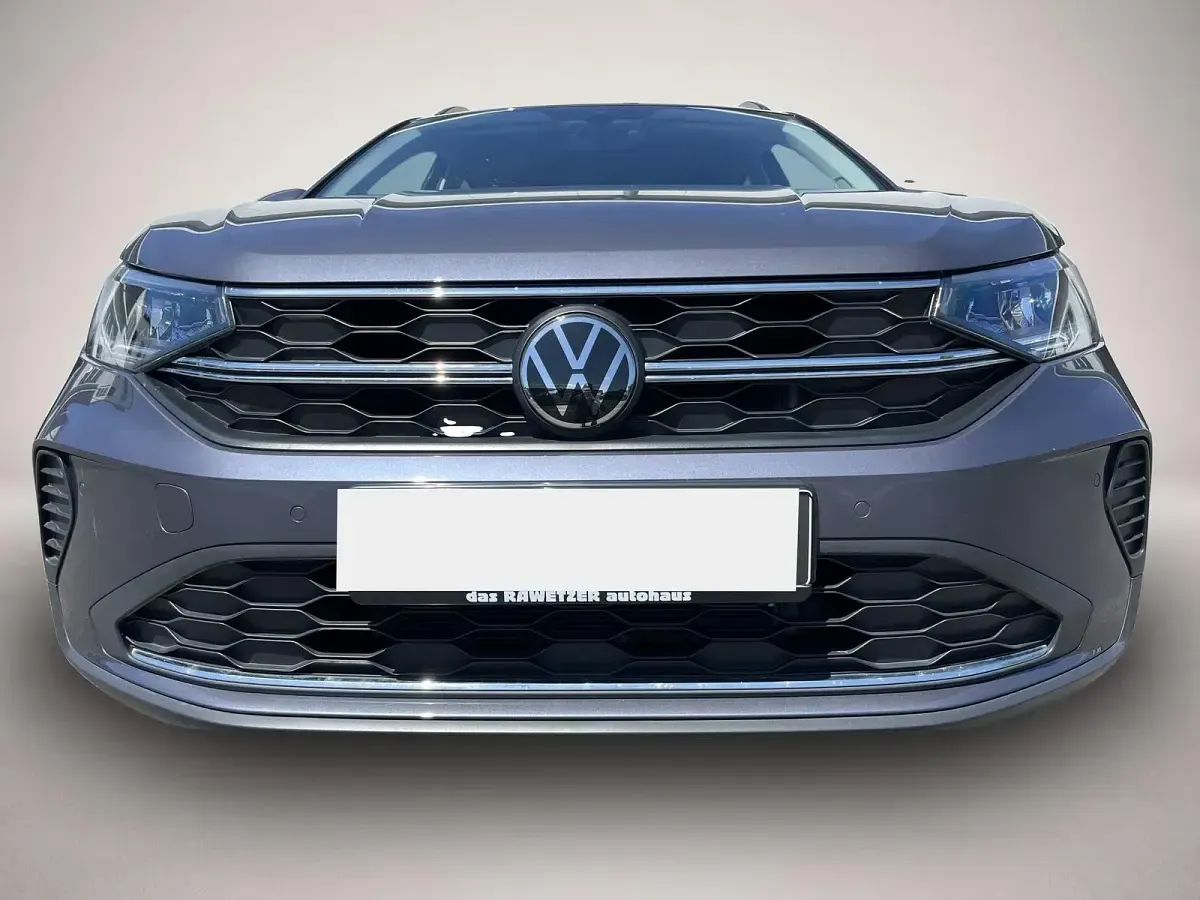 Gebraucht VW Taigo Life 95 PS (69 kW) 2022 Manufacturer SUV