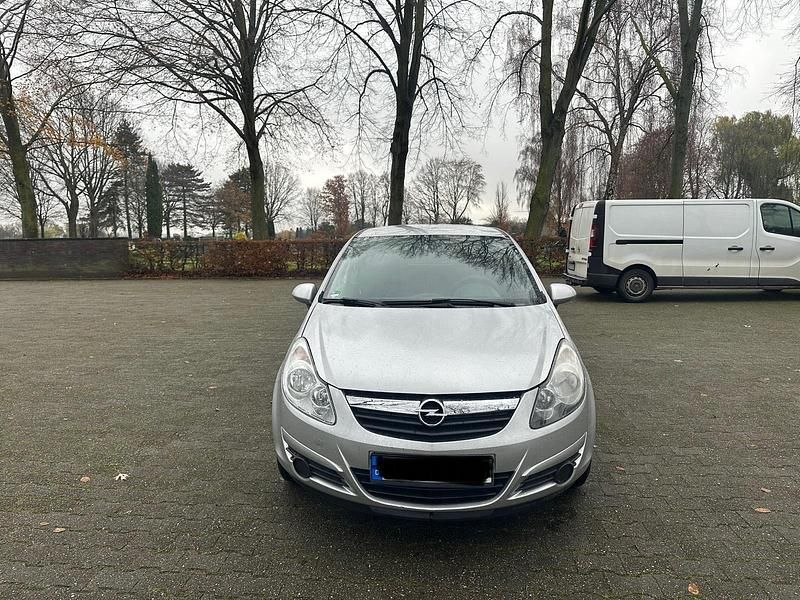 Silber Gebraucht 2010 Opel Corsa Kleinwagen | 2.999 € (Fairer Preis) - Bild 1/4